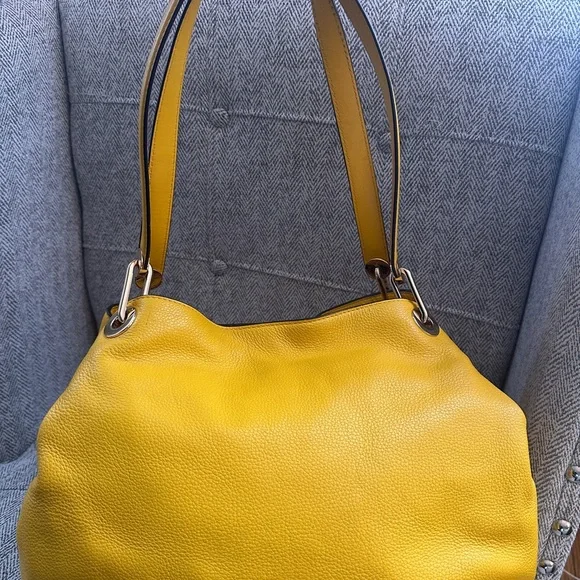 Michael Kors Bright Yellow Shoulder Bag - Picture 3 of 11